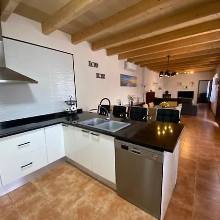 Finca Roberto Holiday home *